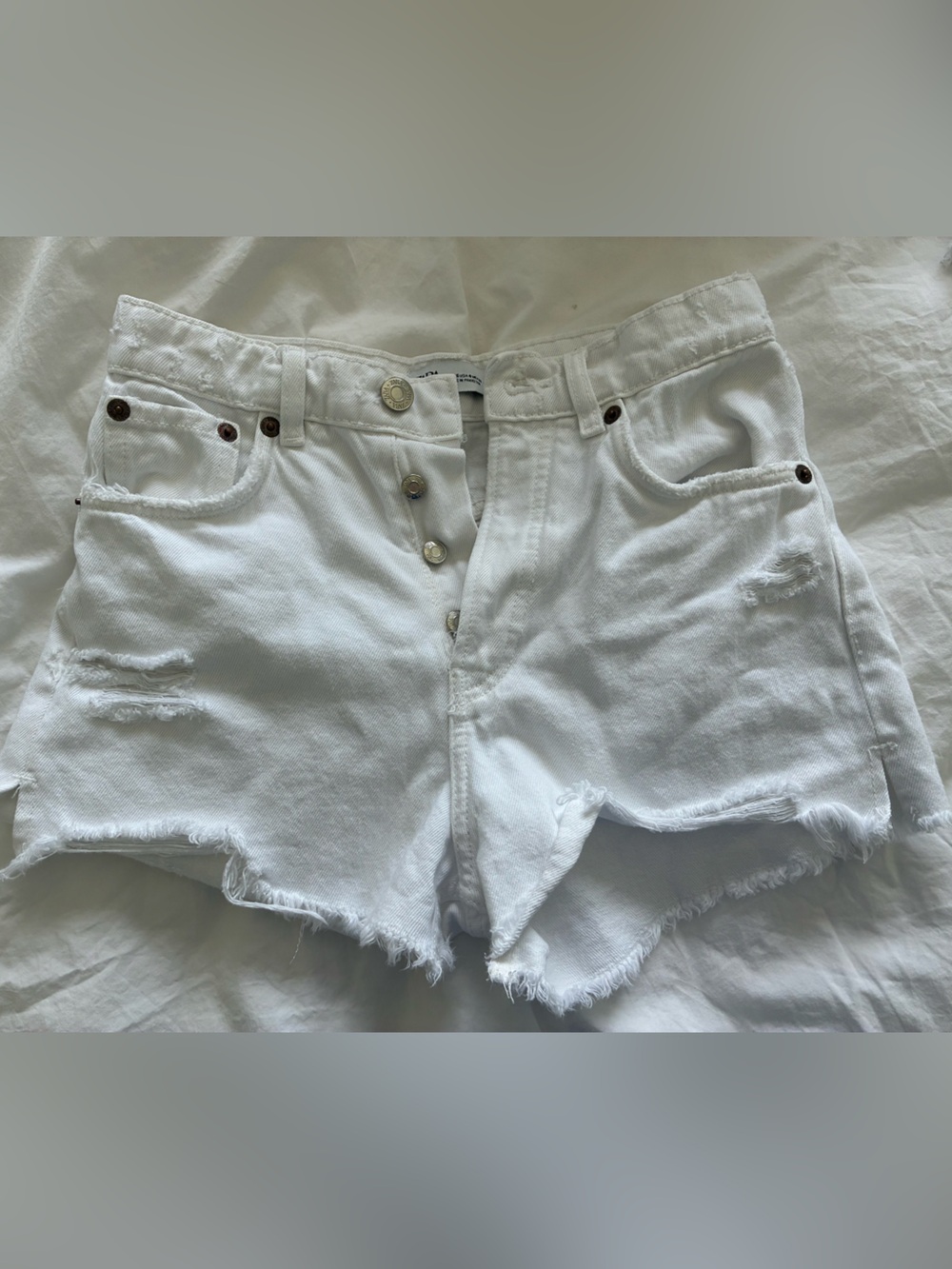 Zara White Distressed Frayed Hem Denim Shorts